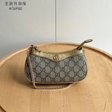 Gucci Hobo Bags